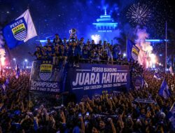 Bandung Kini Membiru! Euforia Bobotoh Sambut Persib Hattrick Juara Liga 1