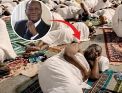 Viral! Presiden Pantai Gading Rebahan di Tanah Bersama Jutaan Jamaah Haji, Tanpa Pengawal dan Kemewahan