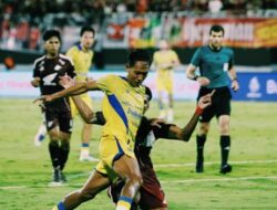 Persib Bungkam PSM 2-1 di Stadion BJ Habibie, Gol Tom Haye dan Julio Cesar Bawa Maung Bandung Selangkah Lagi Juara!